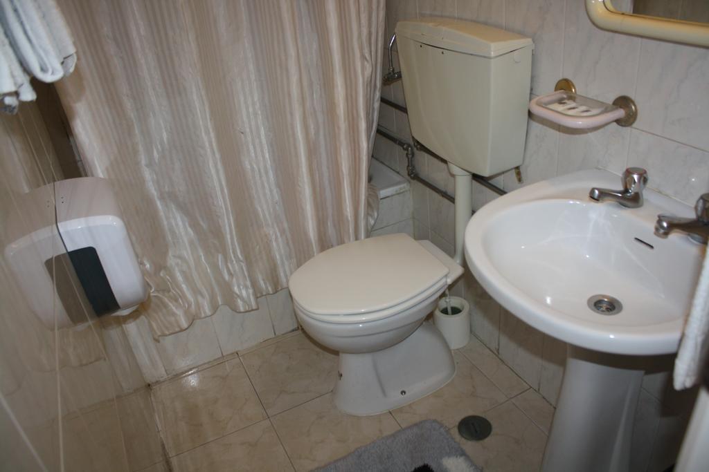 Pensao Residencial Estrela Do Mondego Otel Lisboa Dış mekan fotoğraf